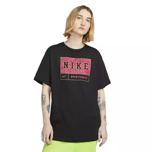Women's Nike Sportswear T-Shirt 1 Women's Nike Sportswear T-Shirt